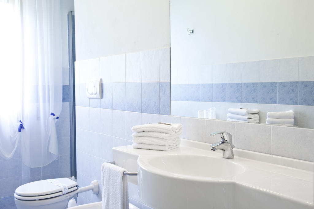 Grappolo D'Oro Hotel Pietrasanta Ruang foto